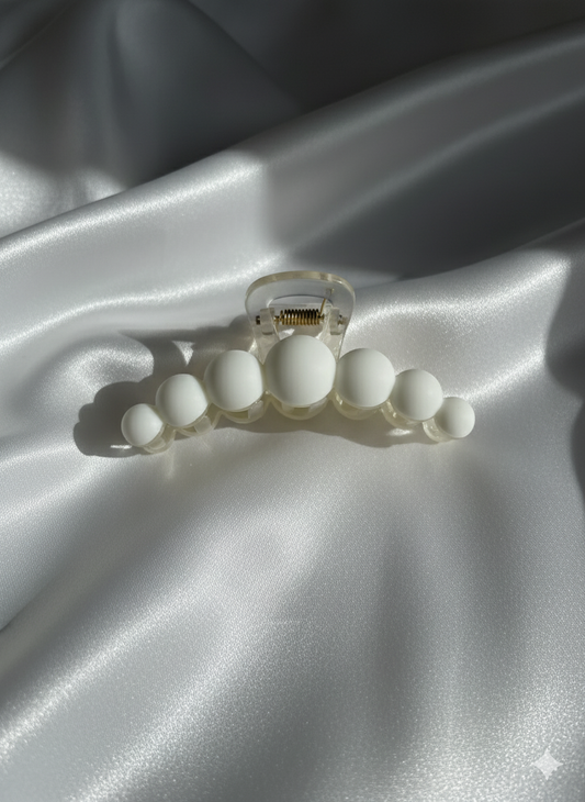 Luxe Bead Claw Clip