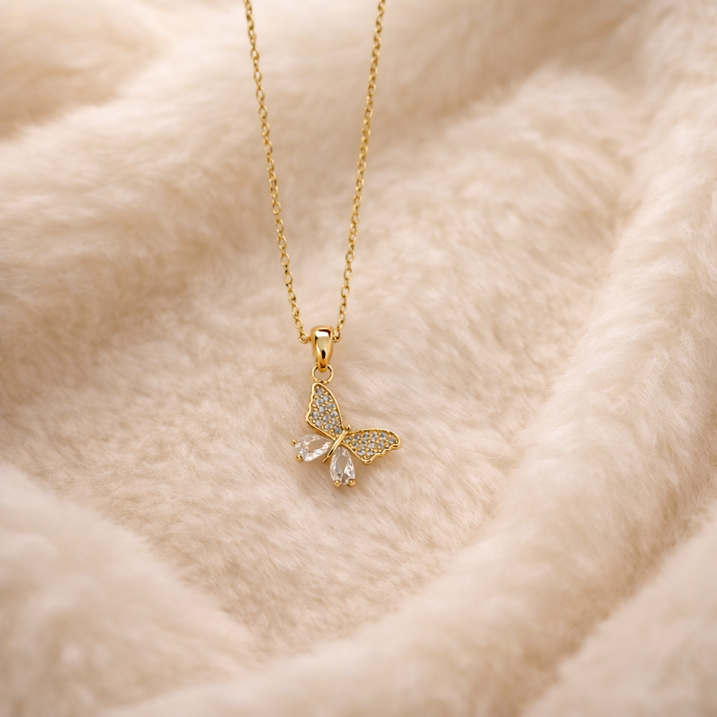 The pendant on a fuzzy background 