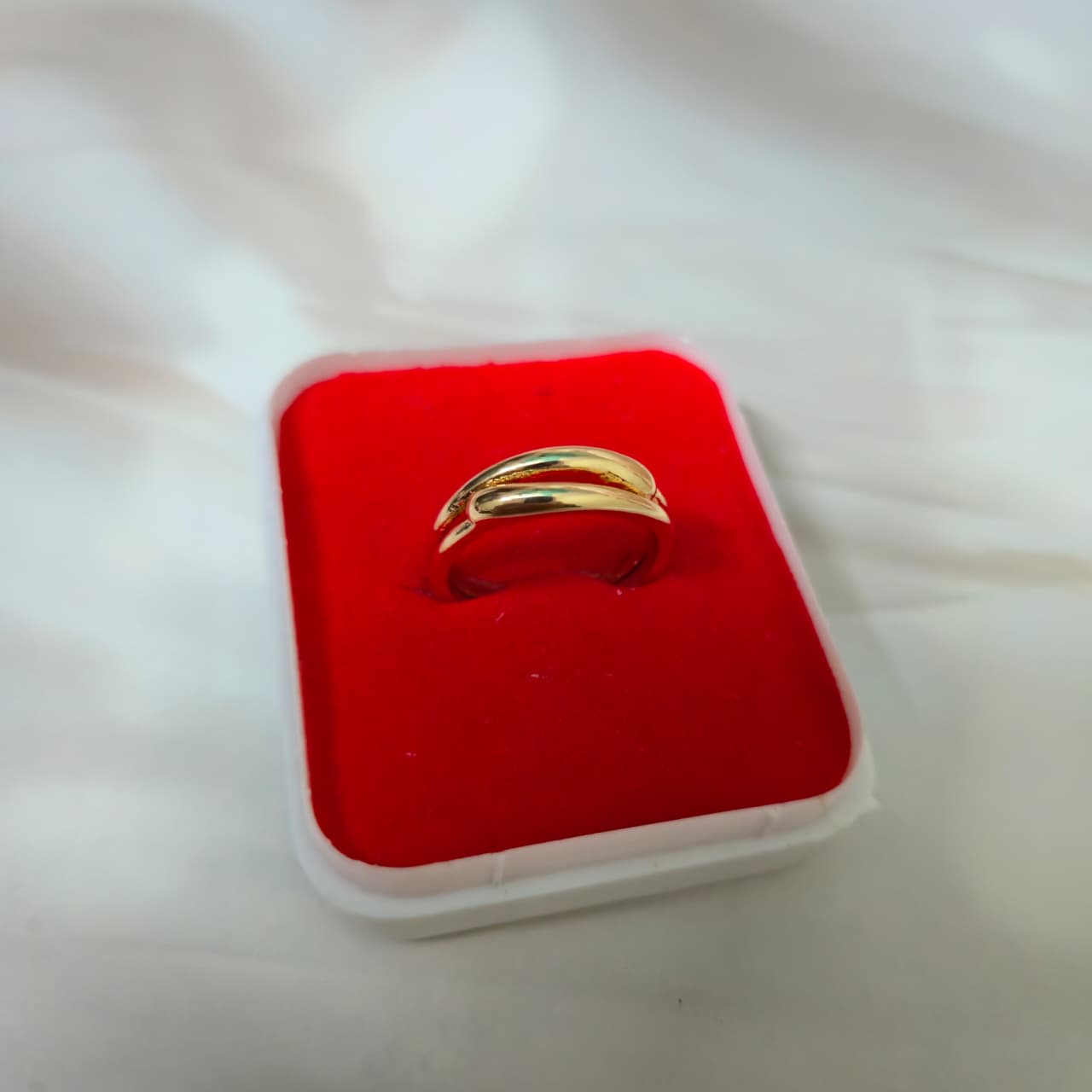 Adjustable Gold ring 