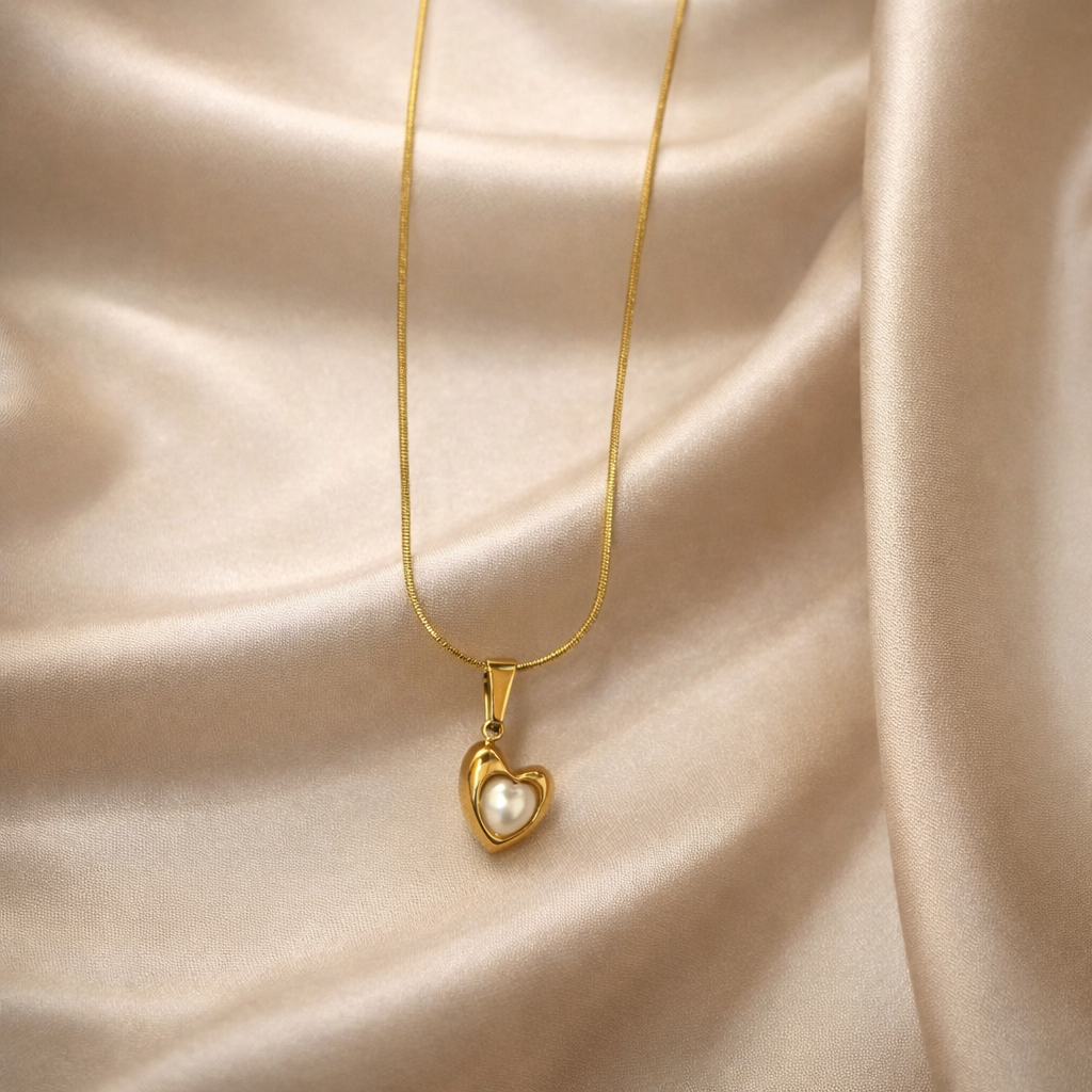 The pendant on a rose cloth background 